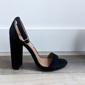 Steve Madden Carrson black suede heels (5.5)